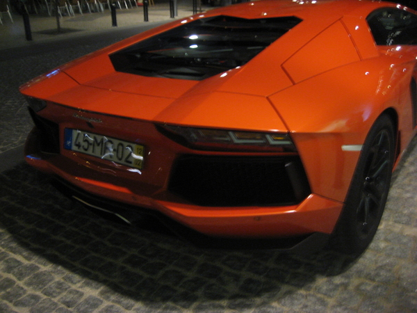 Lamborghini Aventador LP 700-4