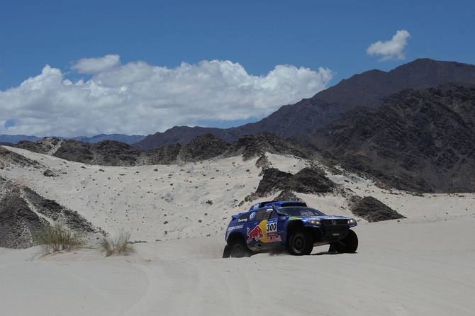 De Villiers wins as Sainz looses ground to Al-Attiyah De Villiers wins as Sainz looses ground to Al-Attiyah