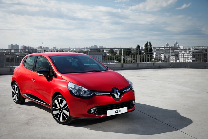 O Classe X poderá vir a utilizar a atual ou uma versão atualizada da plataforma do Renault Clio O Classe X poderá vir a utilizar a atual ou uma versão atualizada da plataforma do Renault Clio