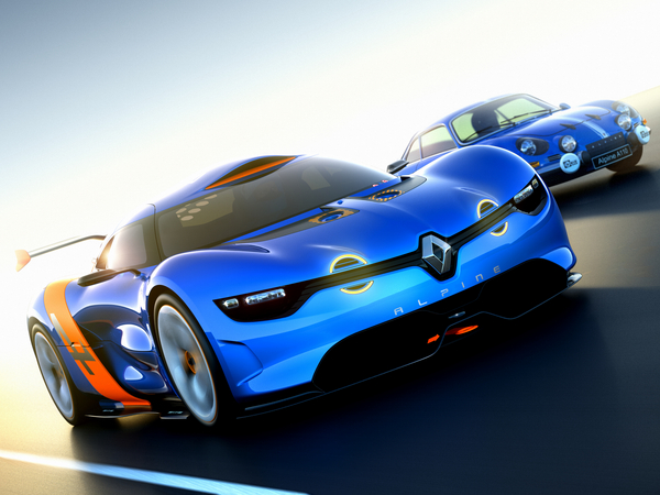 Para fazer lembrar o Alpine A110 o carro tem faróis de nevoeiro circulares em LED