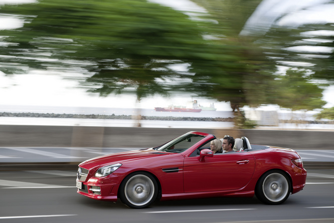 Third generation of Mercedes-Benz SLK unveiled