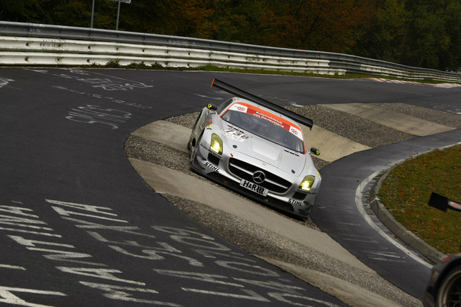 SLS AMG GT3 gets first race victory SLS AMG GT3 gets first race victory