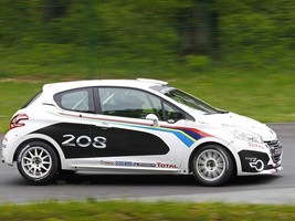 Peugeot 208 R2