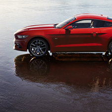 Ford Mustang 6