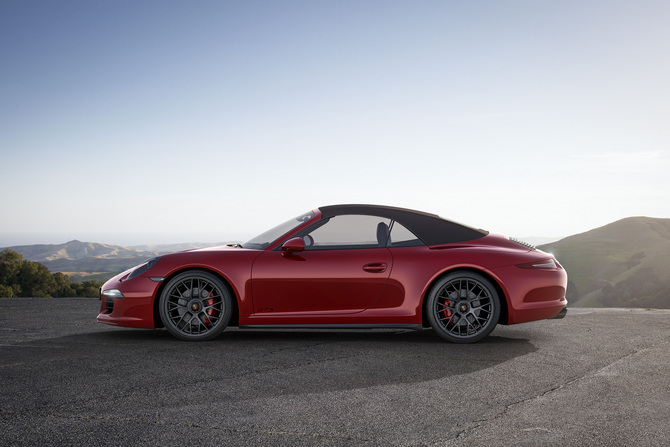 Porsche 911 Carrera GTS Cabriolet PDK