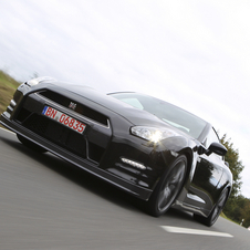 Nissan GT-R (R35) Black Edition