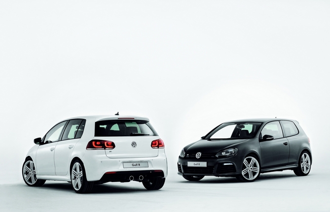 Golf R gets four special versions at Geneva Golf R gets four special versions at Geneva