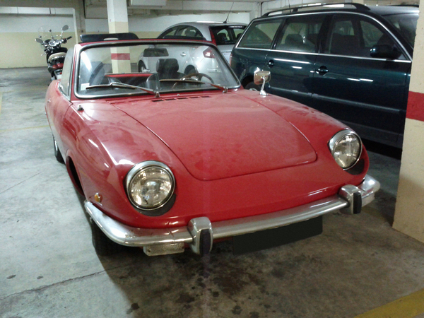 Stumbled upon: Fiat 850 Sport Spider