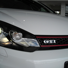 Volkswagen Golf GTI DSG