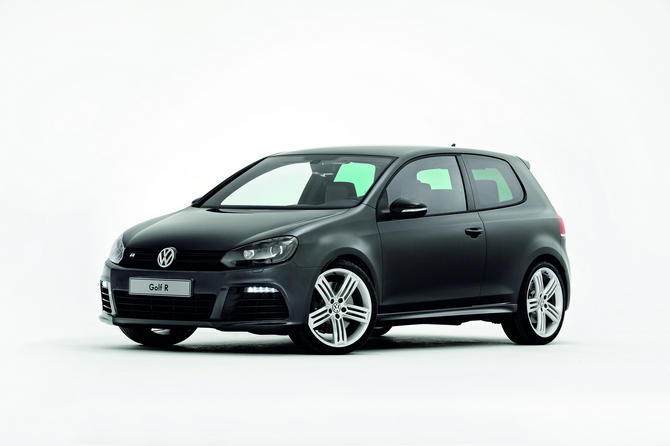 Golf R gets four special versions at Geneva Golf R gets four special versions at Geneva