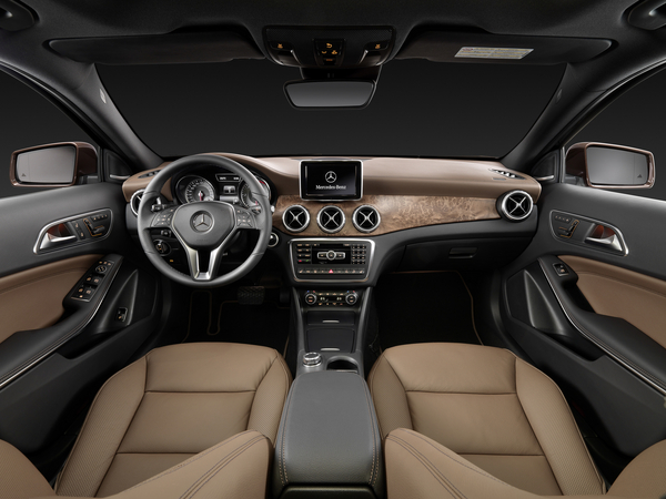 The seats will be available in leather, cloth or cloth and leather The seats will be available in leather, cloth or cloth and leather