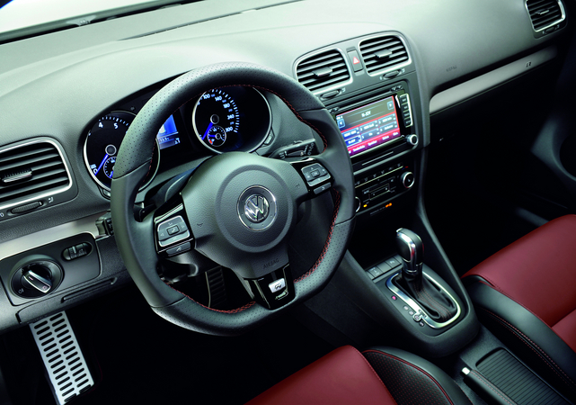 Golf R gets four special versions at Geneva Golf R gets four special versions at Geneva