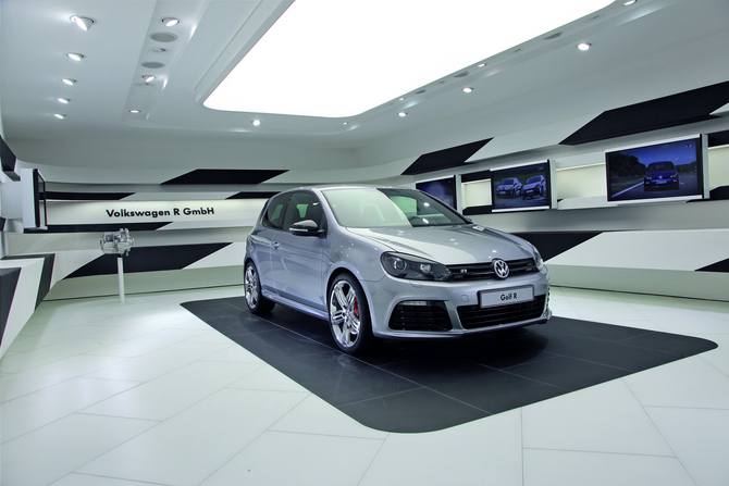 Golf R gets four special versions at Geneva Golf R gets four special versions at Geneva