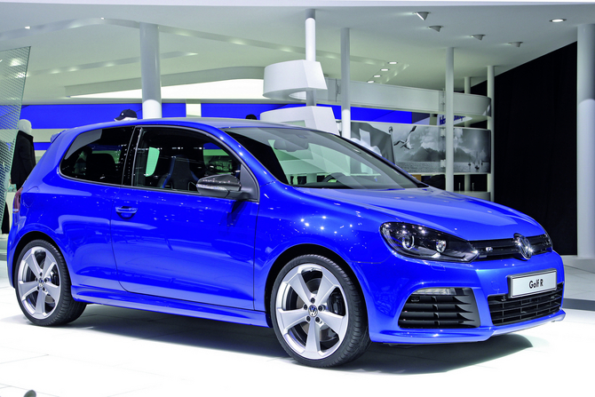 Golf R gets four special versions at Geneva Golf R gets four special versions at Geneva