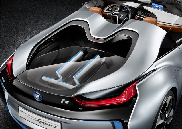 A BMW mostra um i8 Spyder mais próximo da produção