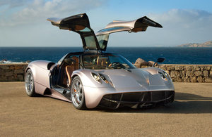 Pagani Produces Documentary Examining Development of Huayra