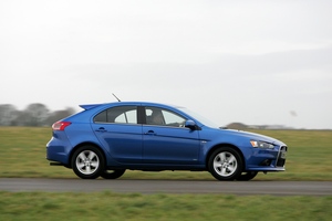 Mitsubishi Lancer Hatchback 1.8 GS3 CVT