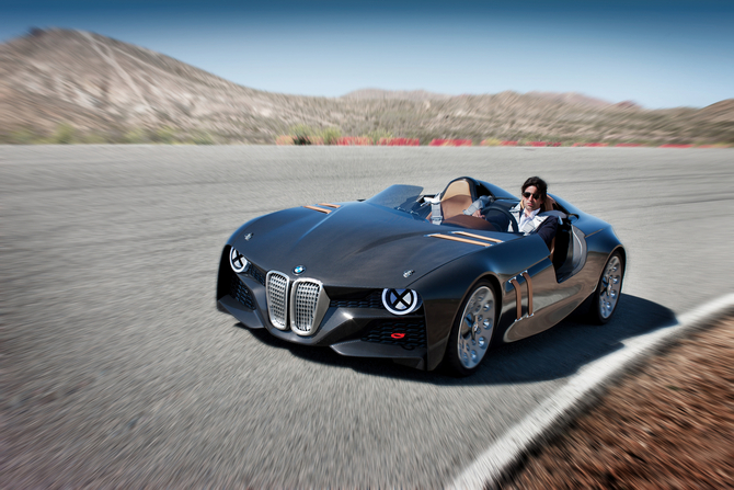 BMW celebrates 75th of the 328 with an Hommage model BMW celebrates 75th of the 328 with an Hommage model