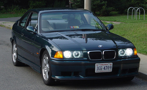 BMW 323i Coupé Automatic