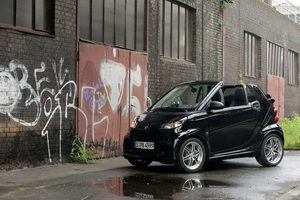 smart fortwo comes out of the box