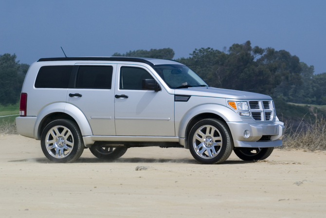 Dodge Nitro SE 4X2