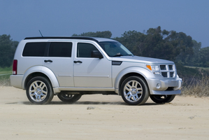 Dodge Nitro SE 4X2