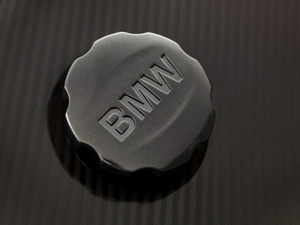 BMW celebrates 75th of the 328 with an Hommage model BMW celebrates 75th of the 328 with an Hommage model