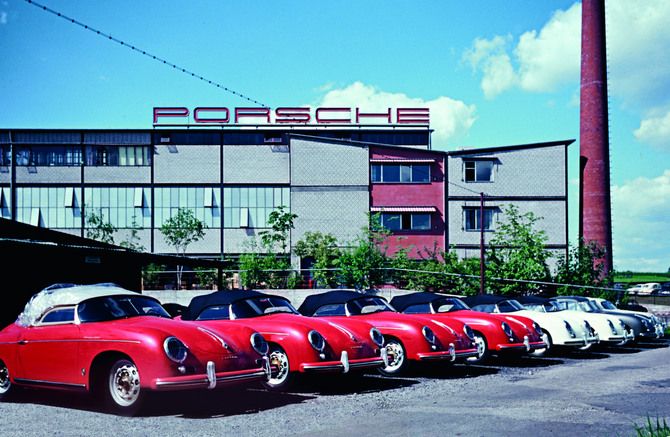 Stuttgart-Zuffenhausen: sixty-years producing Porsches Stuttgart-Zuffenhausen: sixty-years producing Porsches