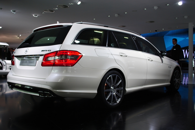 Frankfurt Motor Show Photo and Video Gallery Frankfurt Motor Show Photo and Video Gallery