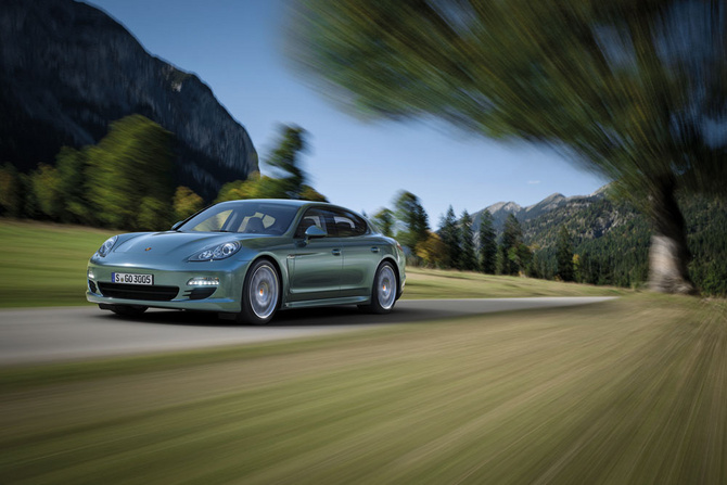 1,200 km range for Panamera Diesel 1,200 km range for Panamera Diesel