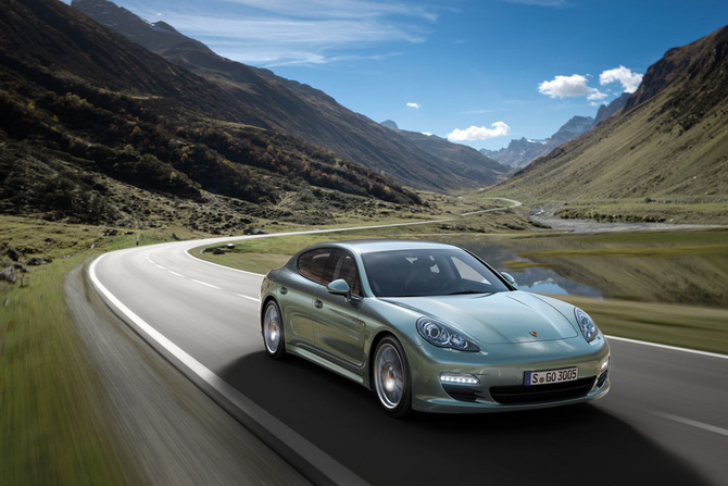 1,200 km range for Panamera Diesel 1,200 km range for Panamera Diesel