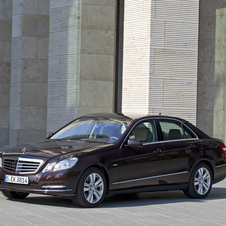 Mercedes E-Class improves efficiency with new petrol engines