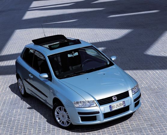 Fiat Stilo 1.8 16v Dynamic Fiat Stilo 1.8 16v Dynamic