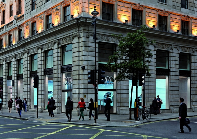 The store is located near Piccadilly Circus The store is located near Piccadilly Circus