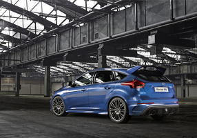 The 2.3-liter Ecoboost engine that equips the new Focus RS is an improved version of the engine available on the new Ford Mustang