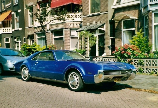 Oldsmobile Toronado