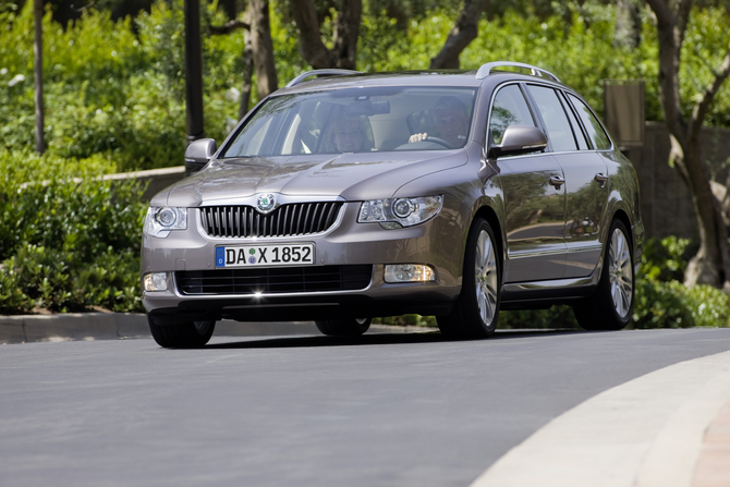 Skoda Superb (modern) 3