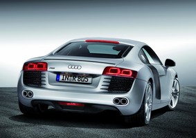 Audi R8 4.2 Coupe quattro