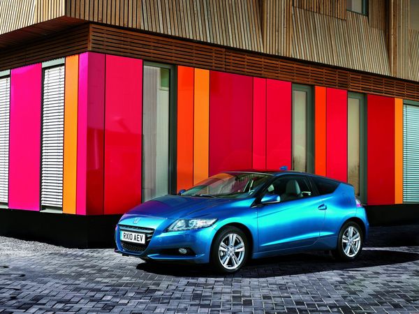 CR-Z: the Sporty Hybrid Coupe by Honda CR-Z: the Sporty Hybrid Coupe by Honda