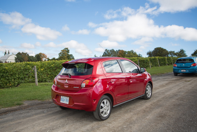 Mitsubishi Mirage ES