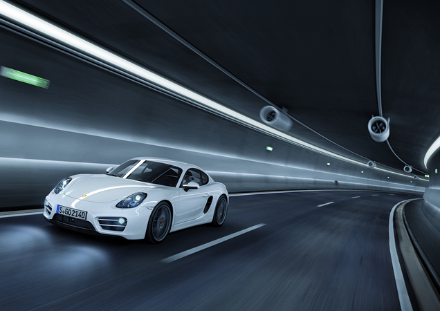 O Boxster e o Cayman viram as vendas aumentar 55% em novembro O Boxster e o Cayman viram as vendas aumentar 55% em novembro