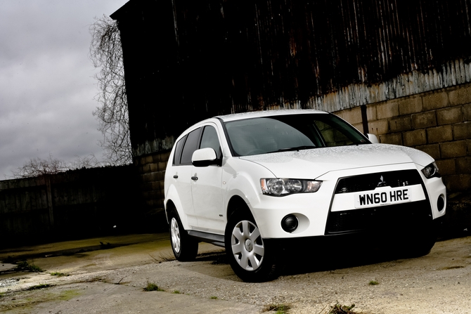 Mitsubishi Outlander Gen.2