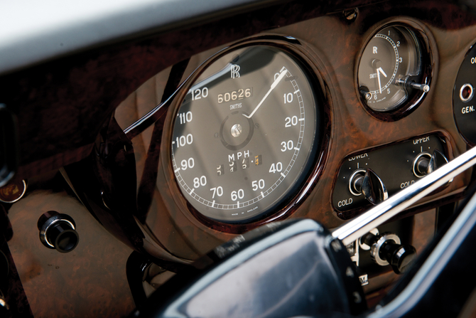 Rolls-Royce Silver Cloud III Drophead Coupe by Mulliner Park Ward