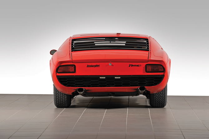 Lamborghini Miura P400