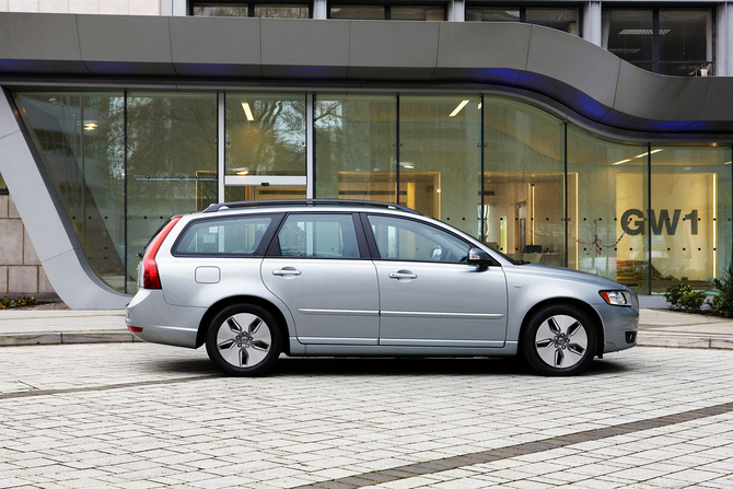 Volvo V50