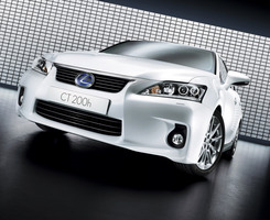 Lexus announces CT 200h for 2011