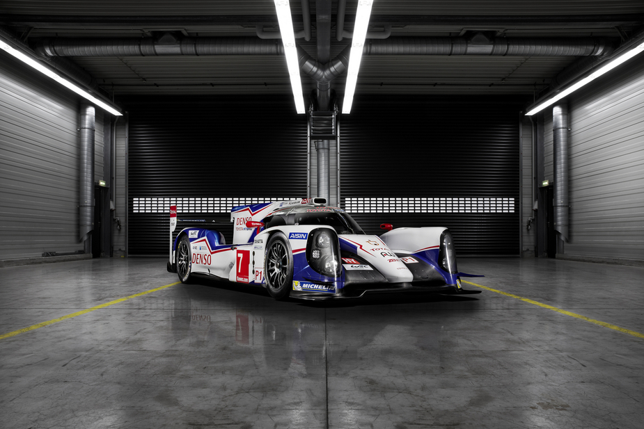 Toyota TS040 Hybrid