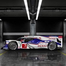 Toyota TS040 Hybrid