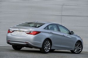 Hyundai Sonata 2.0T