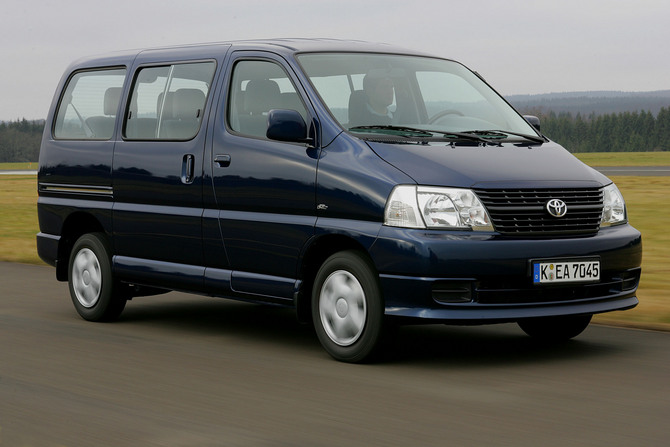 Toyota Hiace LWB 117cv AC